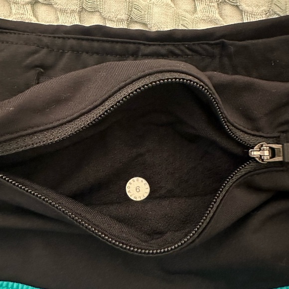 Lululemon Athletica - smooth stride shorts - Picture 2 of 4